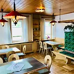 Haus Rosenbaum Am Rennsteig Gruppenhaus - - Bis 50 Personen
