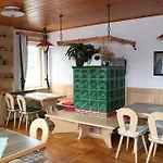 Haus Rosenbaum Am Rennsteig Gruppenhaus - - Bis 50 Personen *