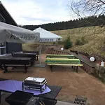 ホテル Haus Rosenbaum Am Rennsteig Gruppenhaus - Pension - Ferienhaus Bis 50 Personen *