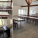 Haus Rosenbaum Am Rennsteig Gruppenhaus - Pension - Ferienhaus Bis 50 Personen ノイウハウス・アム・レンヴェーク