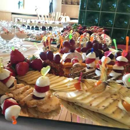 Hotel Haus Rosenbaum Am Rennsteig Gruppenhaus - - Bis 50 Personen *