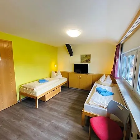 Haus Rosenbaum Am Rennsteig Gruppenhaus - - Bis 50 Personen Ξενοδοχείο *