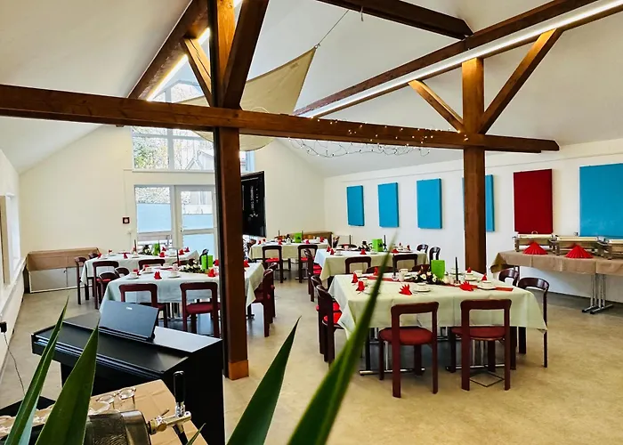 Hotel Haus Rosenbaum Am Rennsteig Gruppenhaus - - Begegnungsstaette Bis 50 Personen