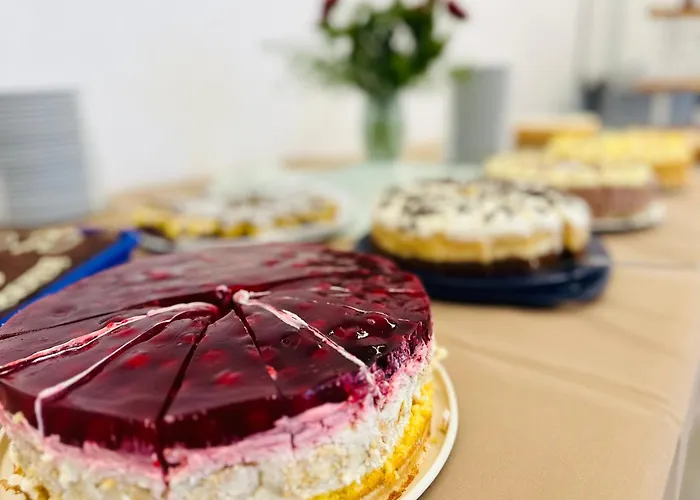 Hotel Haus Rosenbaum am Rennsteig Gruppenhaus - Pension - Begegnungsstätte bis 50 Personen