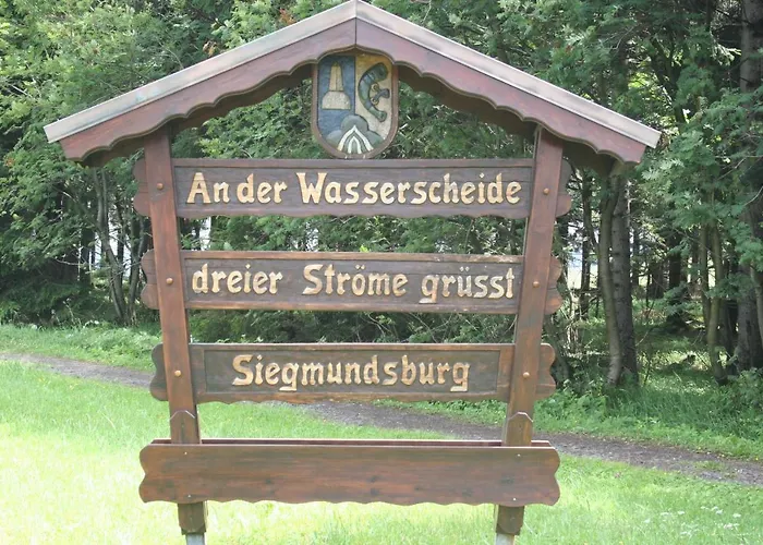 Hotel Haus Rosenbaum Am Rennsteig Gruppenhaus - - Begegnungsstaette Bis 50 Personen