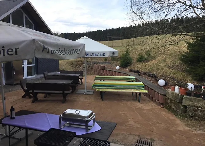 Hotel Haus Rosenbaum Am Rennsteig Gruppenhaus - - Begegnungsstaette Bis 50 Personen *