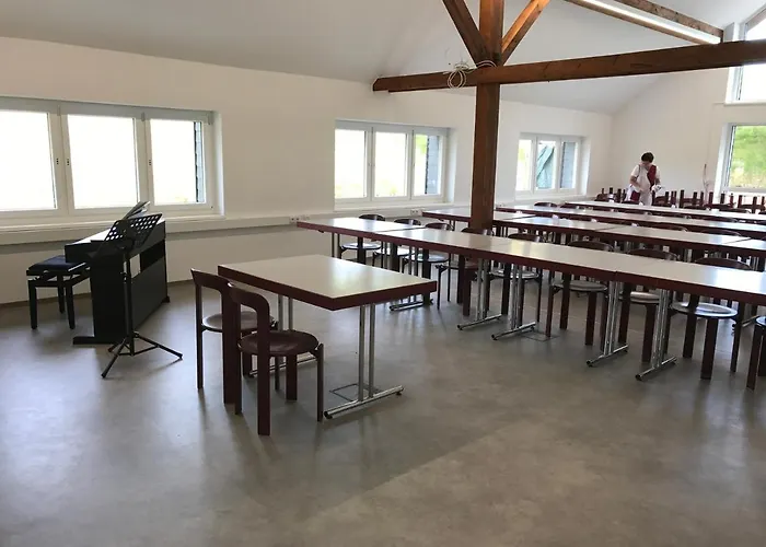 Haus Rosenbaum am Rennsteig Gruppenhaus - Pension - Begegnungsstätte bis 50 Personen * Neuhaus am Rennweg